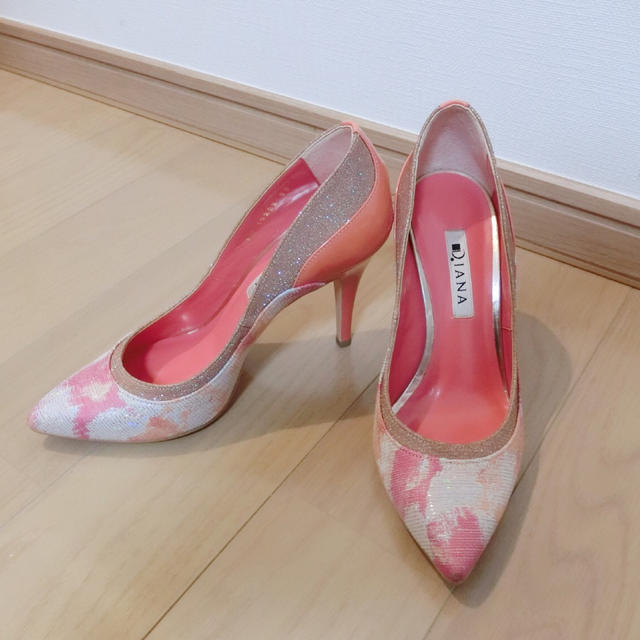 新品 DIANA 花柄パンプス 23cm