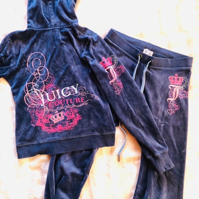 Juicy Couture(ジューシークチュール)のJUICY COUTURE(ジューシークチュール) レディースパンツセットアップ レディースのルームウェア/パジャマ(ルームウェア)の商品写真