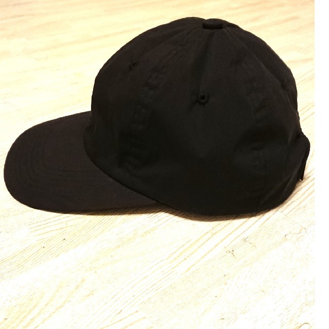 COMOLI(コモリ)のKIJIMA TAKAYUKI キジマタカユキ  6パネルキャップ ブラック メンズの帽子(キャップ)の商品写真
