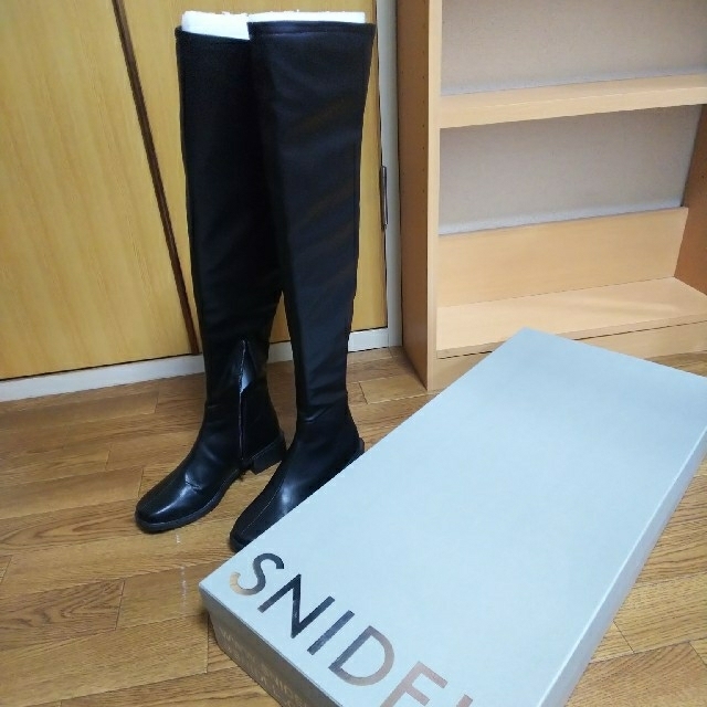 SNIDEL(スナイデル)のsnidel スナイデル ソフトニーハイブーツ BLK レディースの靴/シューズ(ブーツ)の商品写真