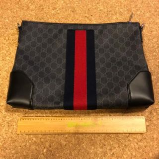 グッチ(Gucci)のGUCCI グッチ　クラッチバッグ(セカンドバッグ/クラッチバッグ)