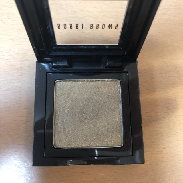 BOBBI BROWN(ボビイブラウン)のボビィブラウン  アイシャドウ コスメ/美容のベースメイク/化粧品(アイシャドウ)の商品写真