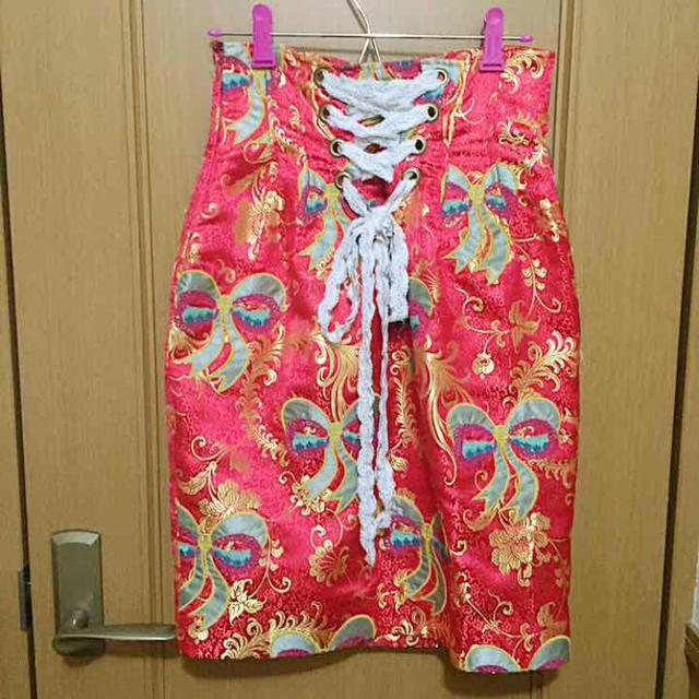 MIKIO SAKABE(ミキオサカベ)の値下げ ミキオサカベ チャイナスカート レディースのスカート(ひざ丈スカート)の商品写真