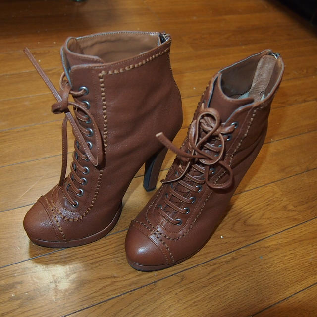 Ungrid(アングリッド)のUNGRID ショートブーツ 革 レディースの靴/シューズ(ローファー/革靴)の商品写真