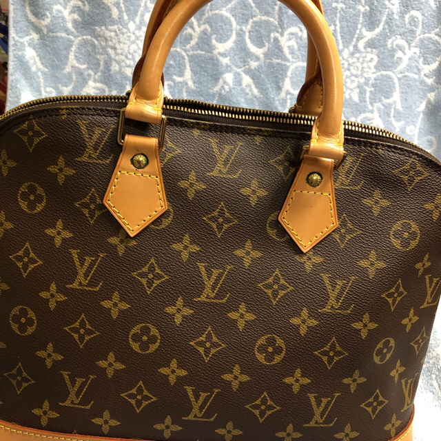 LOUIS VUITTON(ルイヴィトン)のLOUIS VUITTON モノグラム　アルマ　 レディースのバッグ(ハンドバッグ)の商品写真