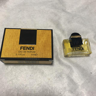 フェンディ(FENDI)のフェンディ　オーデパルファム　5ml(ユニセックス)