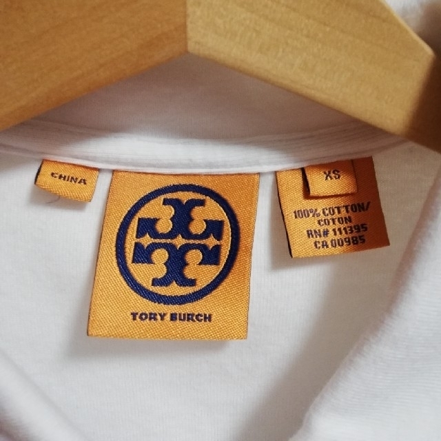 Tory Burch(トリーバーチ)のトリーバーチ　七分丈襟つきシャツ レディースのトップス(Tシャツ(長袖/七分))の商品写真