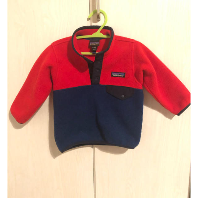 patagonia(パタゴニア)のpatagonia ベビー フリース シンチラ 6-12m キッズ/ベビー/マタニティのベビー服(~85cm)(ジャケット/コート)の商品写真