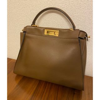 フェンディ(FENDI)のフェンディ  ピーカブー　定番色(ハンドバッグ)