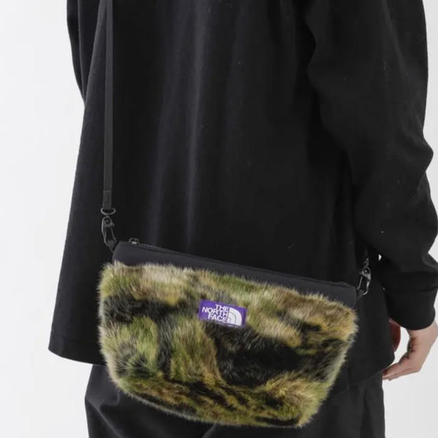 THE NORTH FACE(ザノースフェイス)の追加出品 パープルレーベル Camouflage Fur Field Pouch メンズのバッグ(ショルダーバッグ)の商品写真