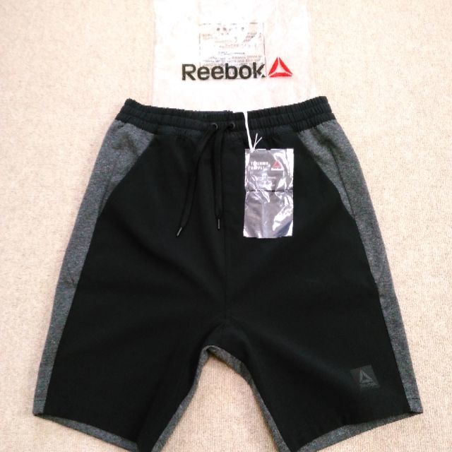 Reebok(リーボック)の値下定価6,990円新品リーボック TS ファブリックミックスショーツ L  メンズのパンツ(ショートパンツ)の商品写真
