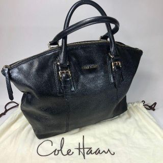 コールハーン(Cole Haan)の【美品】コールハーン ハンドバッグ 黒色 レザー保存袋付(ハンドバッグ)