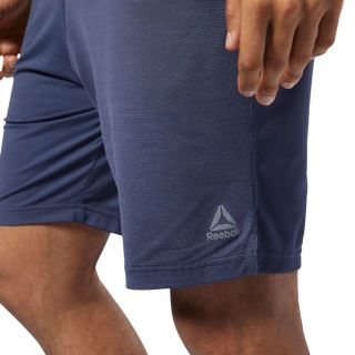 リーボック(Reebok)の新品未開封定価4,490円WOR  ACTIVCHILL  ショーツ　L(ショートパンツ)