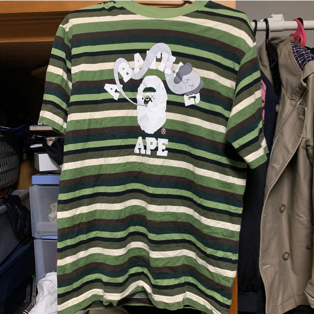 A BATHING APE(アベイシングエイプ)のAPE×kaws コラボTシャツ メンズのトップス(Tシャツ/カットソー(半袖/袖なし))の商品写真