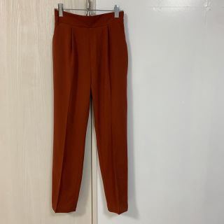 ザラ(ZARA)の超美脚 おすすめ センタープレス テーパードパンツ(クロップドパンツ)