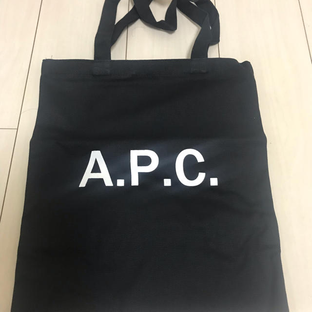 A.P.C(アーペーセー)のapc トートバッグ  レディースのバッグ(エコバッグ)の商品写真