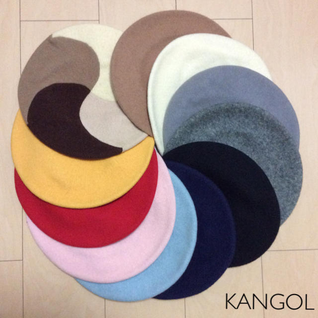 KANGOL(カンゴール)の紺☆KANGOLベレー帽 レディースの帽子(ハンチング/ベレー帽)の商品写真