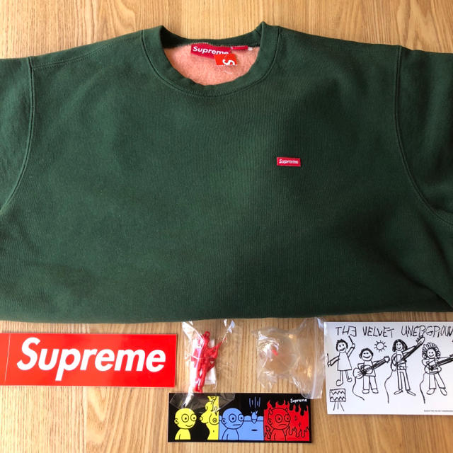 Supreme   カナダ製 新品 supreme スウェット 緑 Mサイズの通販 by