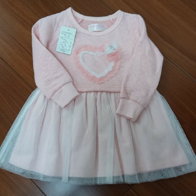 新品 チュールワンピース 90センチ キッズ/ベビー/マタニティのキッズ服女の子用(90cm~)(ワンピース)の商品写真