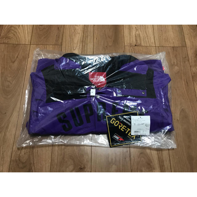 Supreme(シュプリーム)のもも様専用 Supreme The North Face ArcLogo メンズのジャケット/アウター(マウンテンパーカー)の商品写真