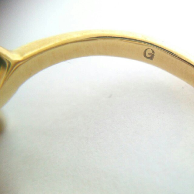 k18 リボン リング 指輪 18金 イエローゴールド ピンキーリング レディースのアクセサリー(リング(指輪))の商品写真