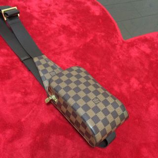 ルイヴィトン(LOUIS VUITTON)の最終価格ヴィトン✨ウエストポーチ(ウエストポーチ)