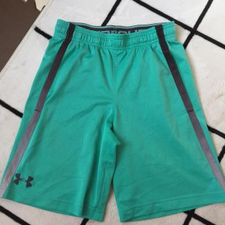 アンダーアーマー(UNDER ARMOUR)のバスケパンツ(バスケットボール)