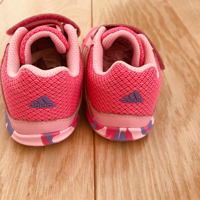 adidas(アディダス)のannn様専用)☆未使用☆ アディダス メッシュスニーカー 13cm キッズ/ベビー/マタニティのベビー靴/シューズ(~14cm)(スニーカー)の商品写真