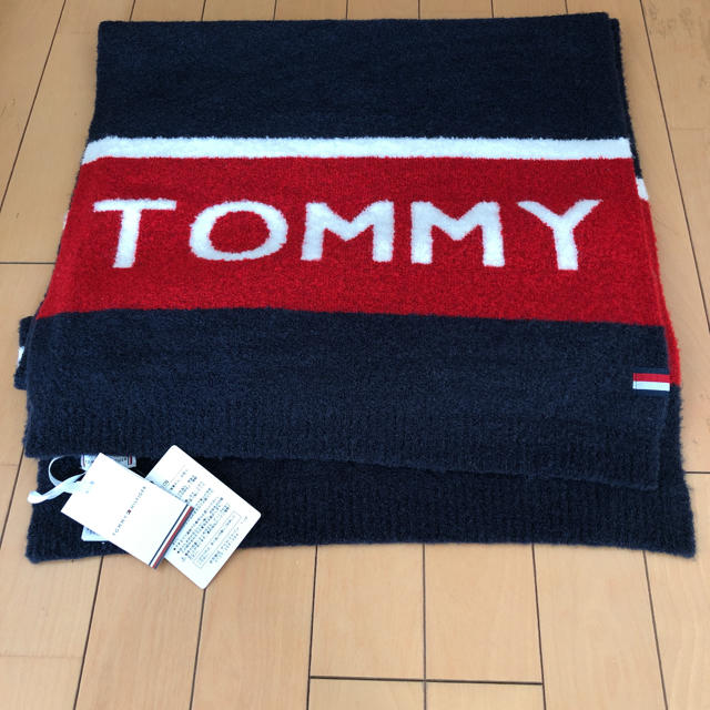 TOMMY HILFIGER(トミーヒルフィガー)のTOMMY HILFIGERのマフラー❤️ メンズのファッション小物(マフラー)の商品写真