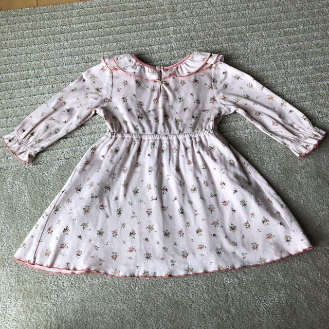 JILLSTUART(ジルスチュアート)のジルスチュアート 花柄 ワンピース 90cm キッズ/ベビー/マタニティのキッズ服女の子用(90cm~)(ワンピース)の商品写真