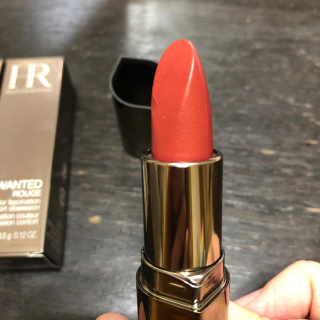 HELENA RUBINSTEIN(ヘレナルビンスタイン)のヘレナ　HELENA ウォンテッドルージュ　23番　2本セット　新品未使用 コスメ/美容のベースメイク/化粧品(口紅)の商品写真