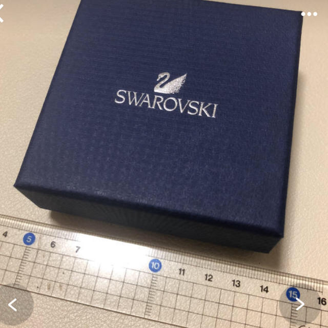 SWAROVSKI(スワロフスキー)の(23日廃棄予定)スワロフスキー箱 インテリア/住まい/日用品のオフィス用品(ラッピング/包装)の商品写真