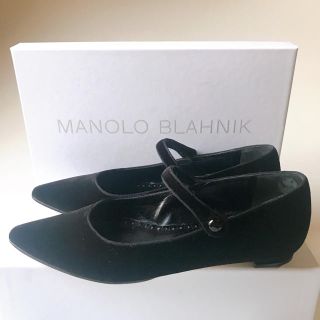 マノロブラニク(MANOLO BLAHNIK)のマノロブラニク ベルベット フラット メリージェーン 黒(その他)