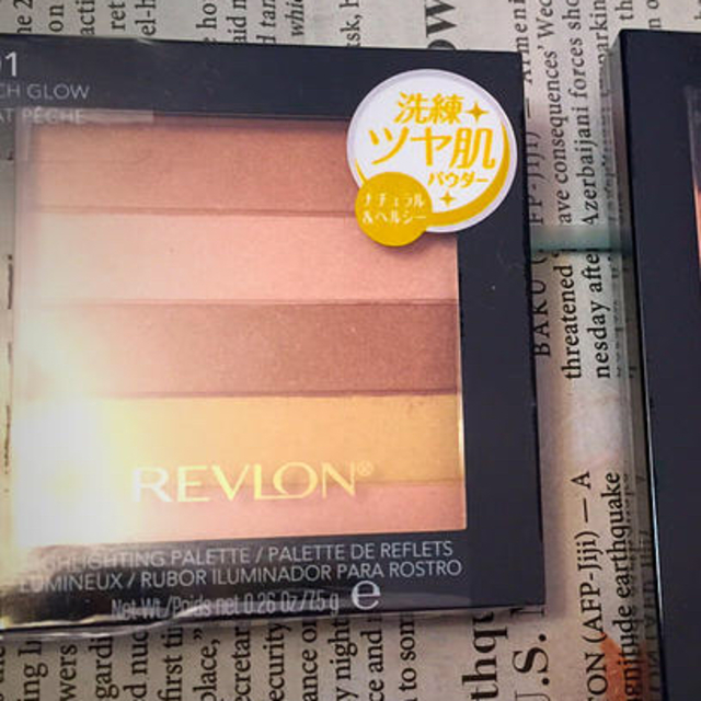 REVLON(レブロン)のREVLON フェイスパウダー コスメ/美容のベースメイク/化粧品(アイシャドウ)の商品写真