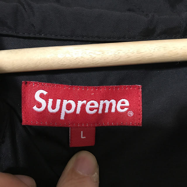 Supreme(シュプリーム)のsupreme Sleeve Tape logo Anorak  L メンズのジャケット/アウター(ナイロンジャケット)の商品写真