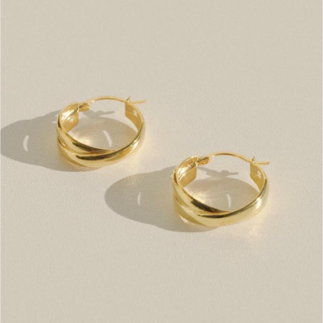 SOPHIE BUHAI ソフィーブハイ フープ ピアス レディースのアクセサリー(ピアス)の商品写真