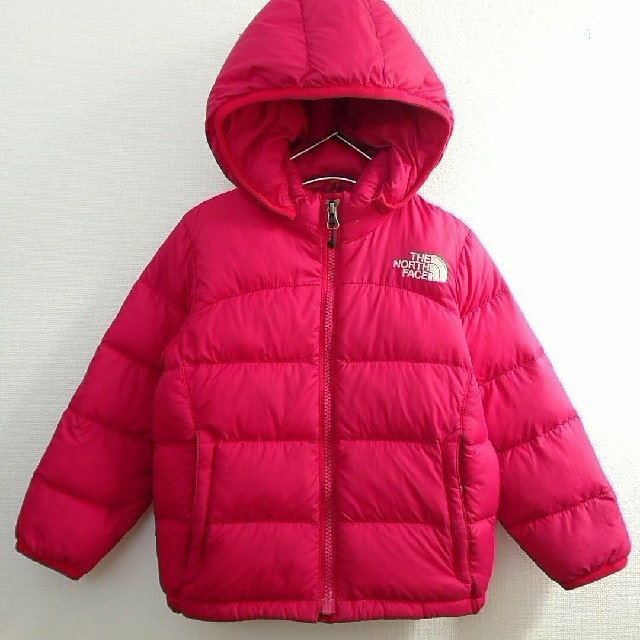 THE NORTH FACE(ザノースフェイス)の100㎝ THE NORTH FACE ダウンジャケット キッズ アウター キッズ/ベビー/マタニティのキッズ服女の子用(90cm~)(ジャケット/上着)の商品写真