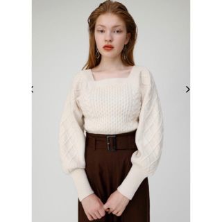 マウジー(moussy)の最新作MOUSSY  SQUARE NECK PUFF SHOULDER ニット(ニット/セーター)