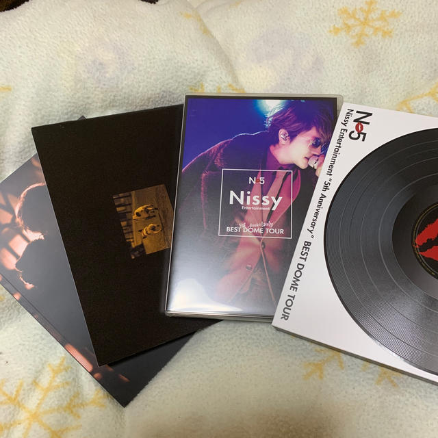 AAA(トリプルエー)のNissy 5th anniversary DVD エンタメ/ホビーのDVD/ブルーレイ(ミュージック)の商品写真