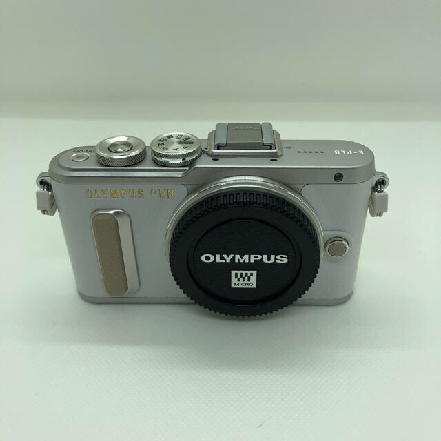 OLYMPUS PEN E-PL8 ブラック　32GBのSDカード付き！