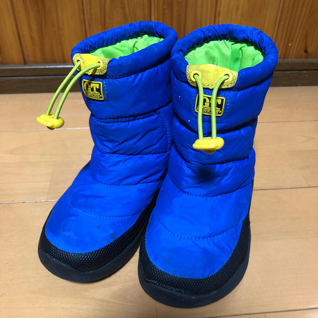 HAWKINS(ホーキンス)のスノーブーツ　雪遊び　キッズ　19cm ホーキンス スポーツ/アウトドアのスキー(ブーツ)の商品写真