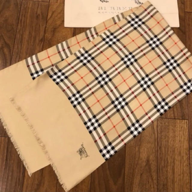 BURBERRY(バーバリー)のバーバリー　シルクストール レディースのファッション小物(マフラー/ショール)の商品写真