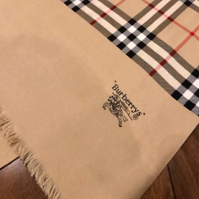 BURBERRY(バーバリー)のバーバリー　シルクストール レディースのファッション小物(マフラー/ショール)の商品写真