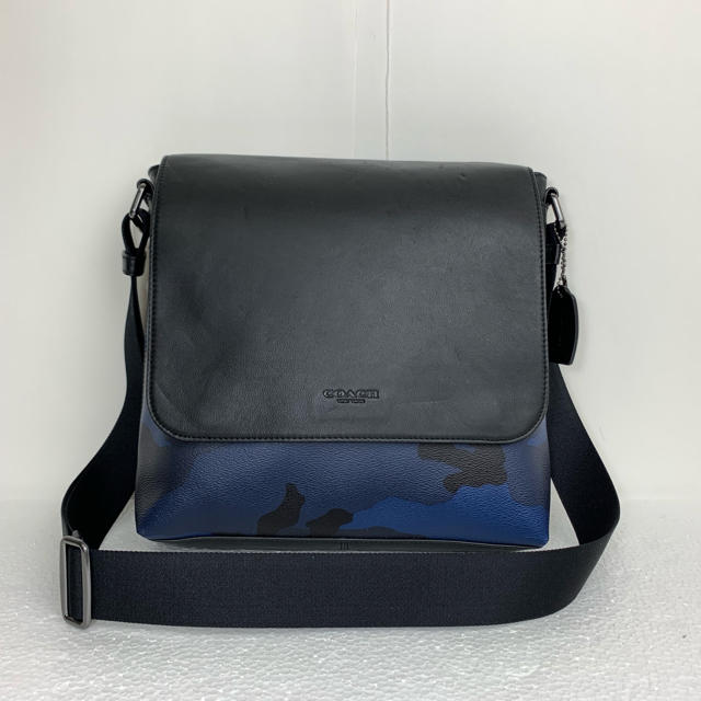 商品説明素材レザーカラー良品★入手困難★コーチ メンズ COACH チャールズ ショルダーバッグ