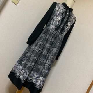 アクシーズファム(axes femme)のaxes  グレンチェック花柄ワンピース(黒-Ｍ)(ロングワンピース/マキシワンピース)