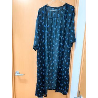 ダブルクローゼット(w closet)のw closet 花柄　シフォン  カーデ(カーディガン)