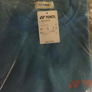 ヨネックス(YONEX)のヨネックスTシャツ　Oサイズ　新品未使用(ウェア)