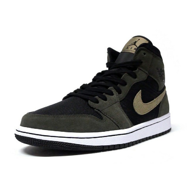 NIKE WMNS AIR JORDAN 1 MID mens27cm