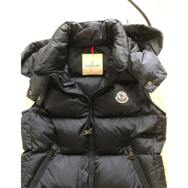 MONCLER(モンクレール)のhina1103様専用！MONCLERモンクレール19SSダウンベスト レディースのジャケット/アウター(ダウンベスト)の商品写真