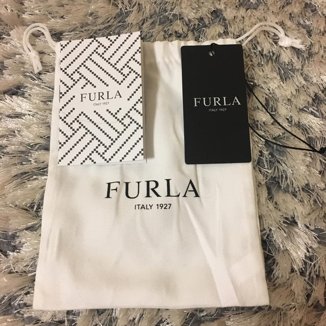 Furla(フルラ)の新品　FURLA 財布　バイフォールド　クラシック レディースのファッション小物(財布)の商品写真